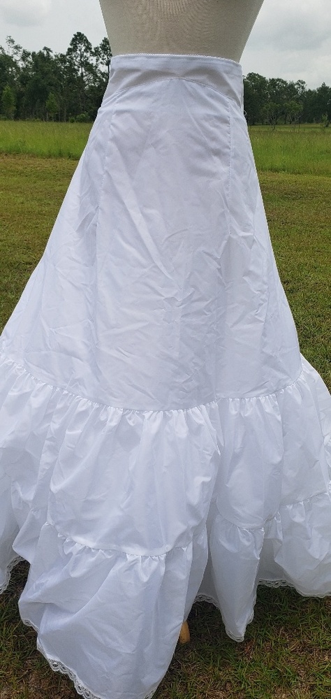 Crinoline - image 1